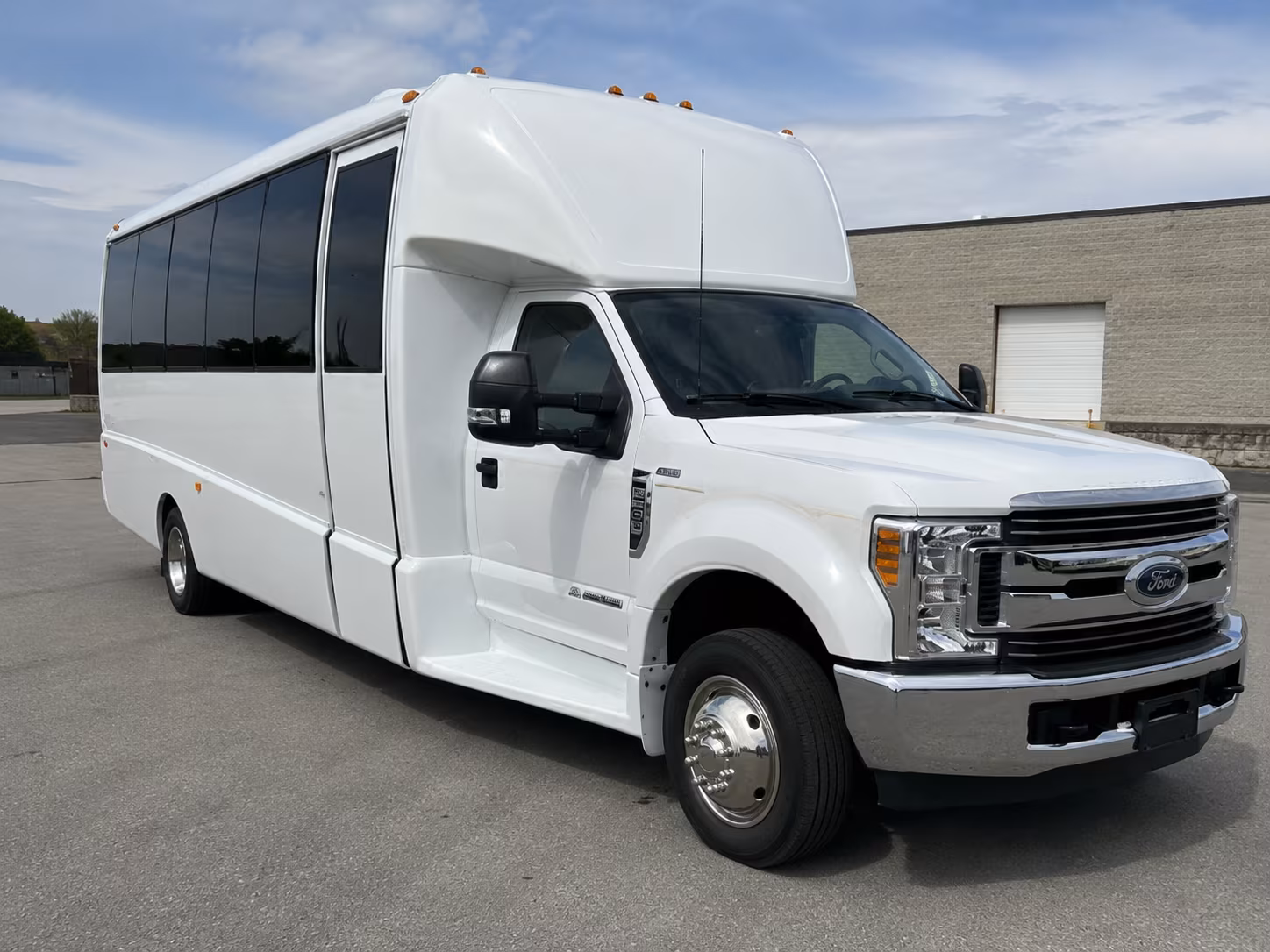 lakeville rent a charter bus for lakeville business events