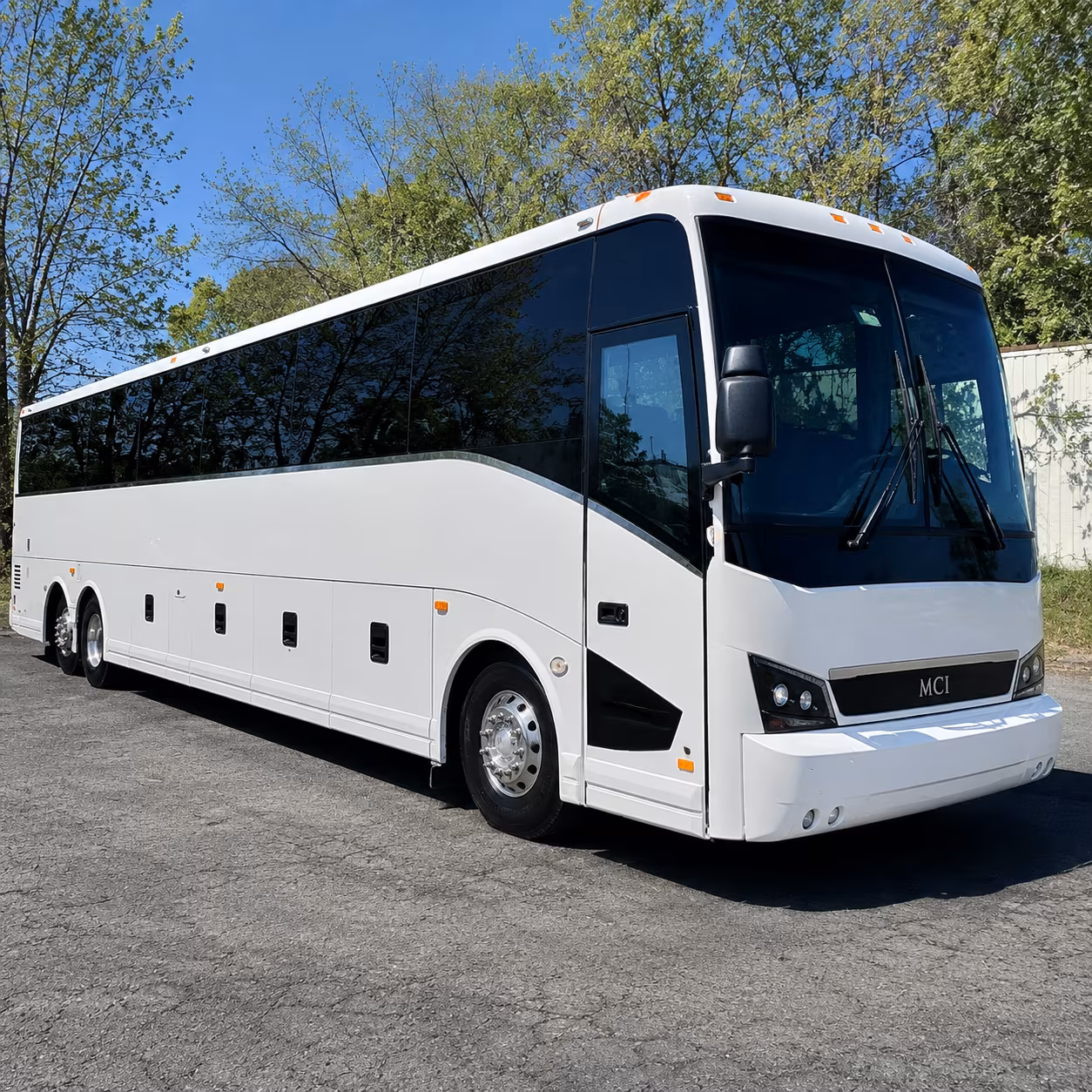 need a bus to msp for a large group or corporate team