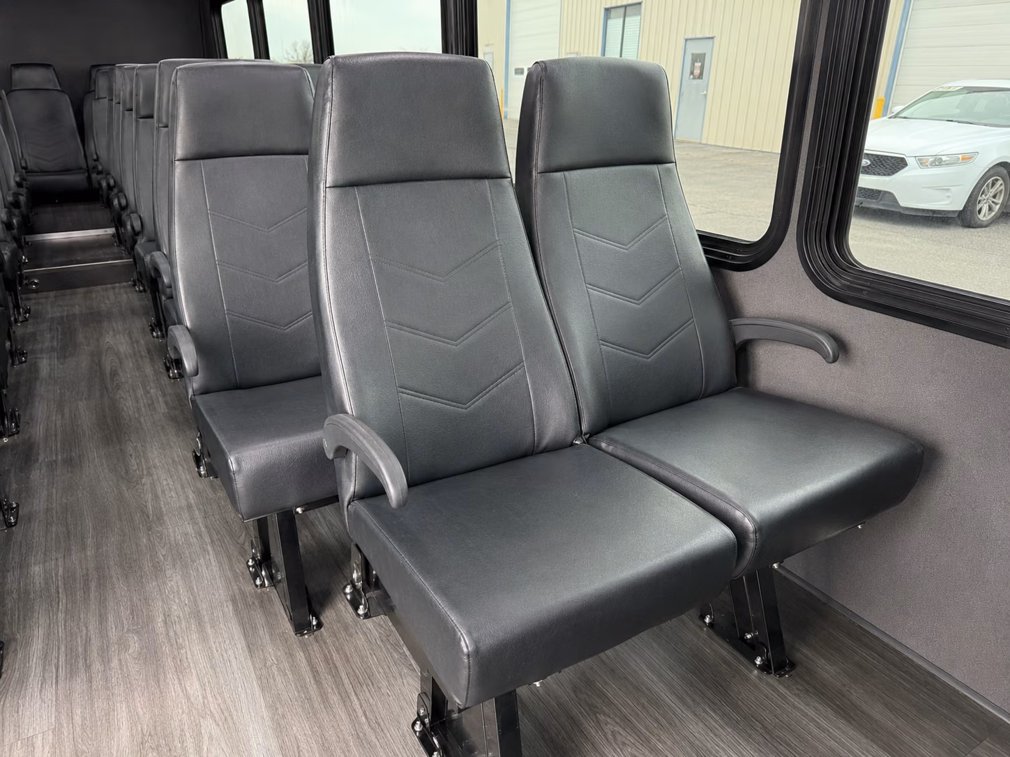 woodbury bus rentals