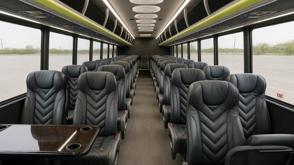 woodbury 28 passenger minibus